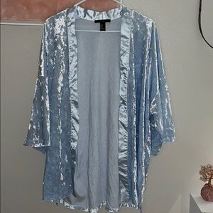 Forever 21 Sm Blue velvet with satin trim kimono